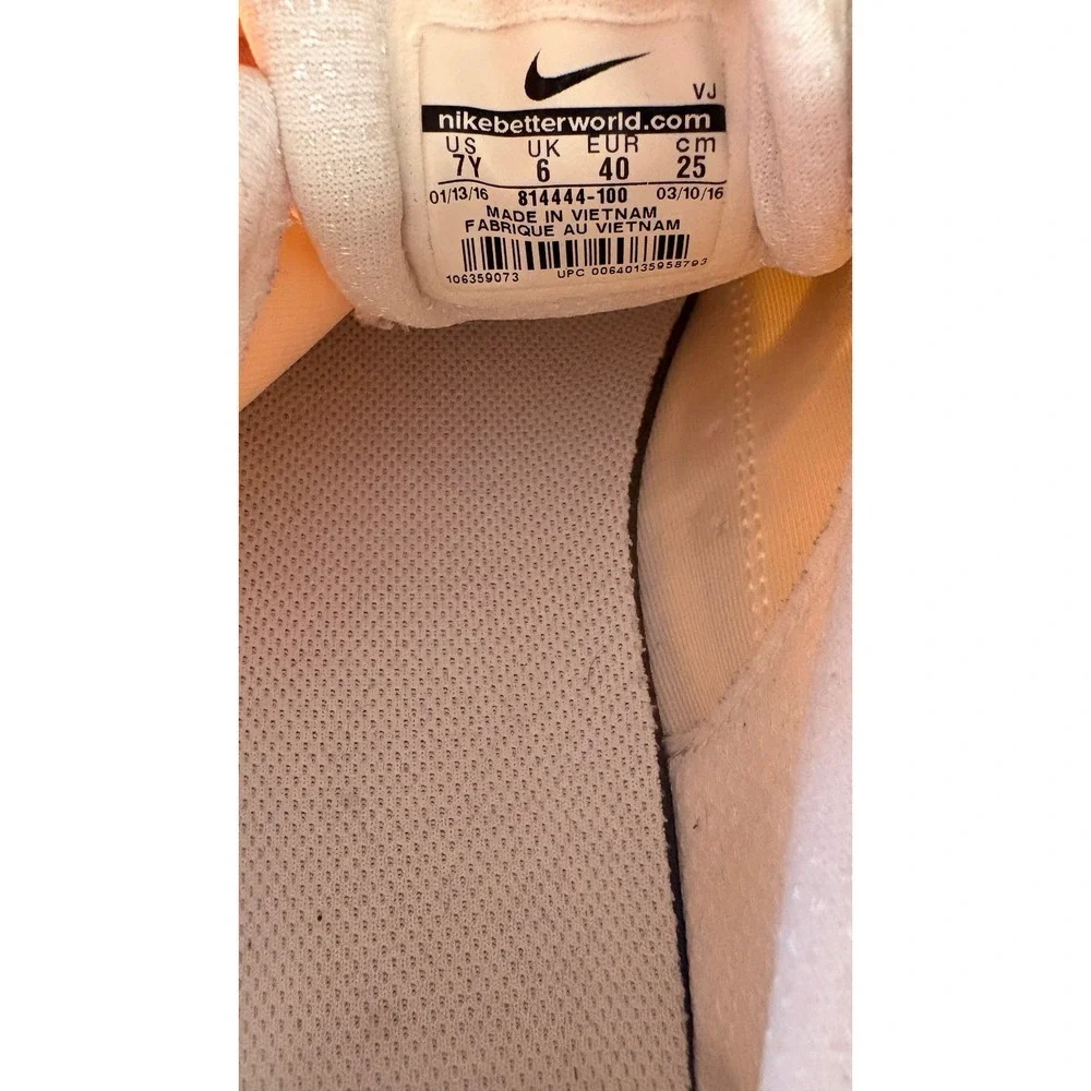 Nike Air Max Thea Ultra GS White Sneakers 814444-100 Mens 7Y Womens 8.5